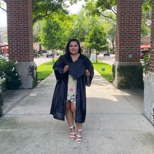 Meet your Posher, Beatriz